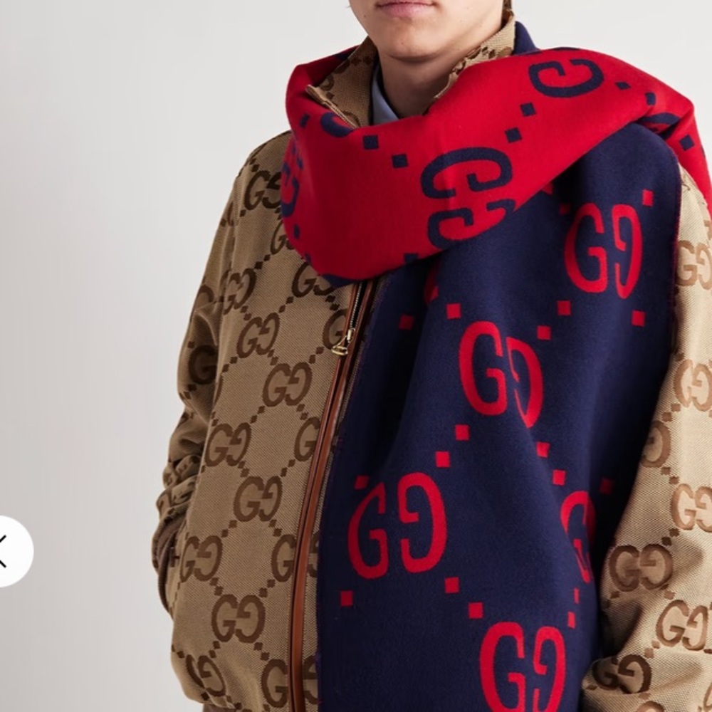 GUCCI Navy and Red GG Logo Jacquard Wool/Silk Scarf *EXCELLENT CONDITION*